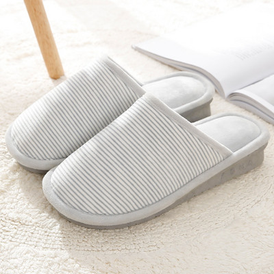 Οικιακές παντόφλες για άντρες και γυναίκες με ψηλά πέλματα, 3D στοιχείο και γούνα