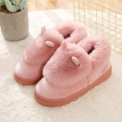 Χειμερινές μπότες σε δύο μοντέλα για άνδρες και γυναίκες