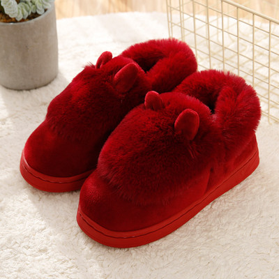 Χειμερινές μπότες σε δύο μοντέλα για άνδρες και γυναίκες