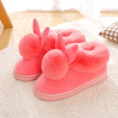 Χειμερινές μπότες σε δύο μοντέλα για άνδρες και γυναίκες