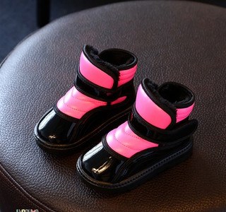 Cizme sport si copii de zi cu zi potrivite pentru baieti si fete cu autocolante in mai multe culori