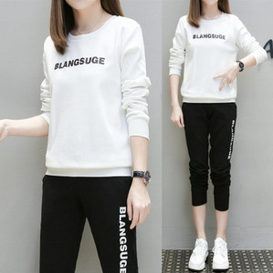 Női sport készlet többféle modellben