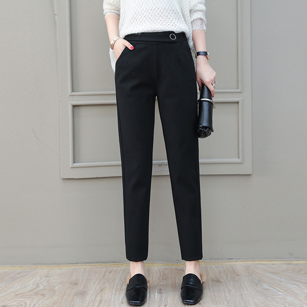 Modern női nadrág csattal, két színben