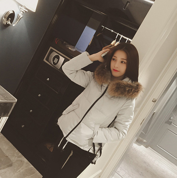 Μοντέρνο γυναικείο μπουφάν σε τρία  χρώματα