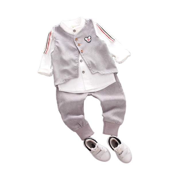 Modern háromrészes gyerekkészlet fiúknak három színben