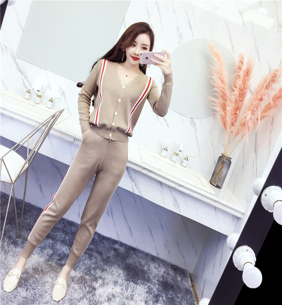 Női szett - mellény és magas derekú nadrág