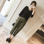 Női szett - blúz V-nyakkal és magas derekú nadrággal