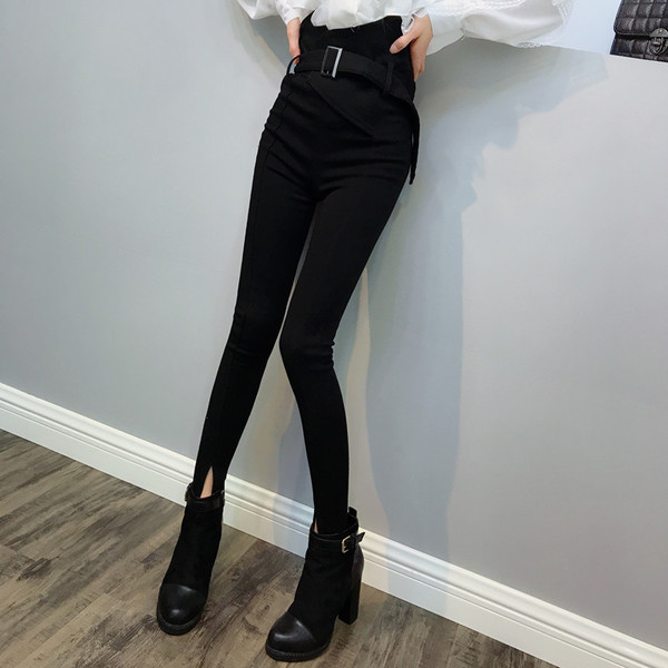 Pantaloni eleganti de dama cu talie inalta in negru