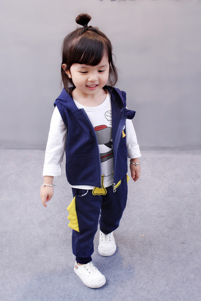 Παιδικό μοντέρνο σύνολο - μπλούζα με μακρύ μανίκι, γιλέκο και παντελόνι με 3D διακόσμηση