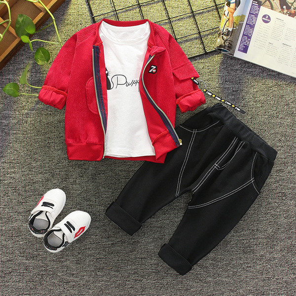 Három részből álló gyerekkészlet fiúknak több színben