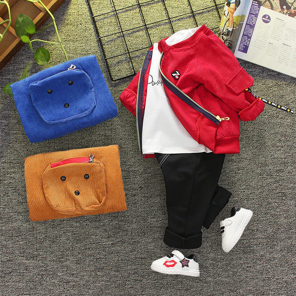 Három részből álló gyerekkészlet fiúknak több színben