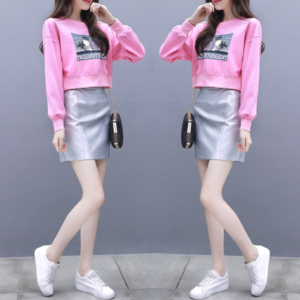 Γυναικείο σετ - μπλούζα με υψηλή ένταση μέσης και φούστα