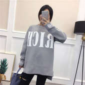 Γυναικεία μπλούζα με μεγάλα κεντήματα σε διάφορα χρώματα