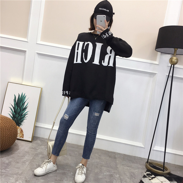 Γυναικεία μπλούζα με μεγάλα κεντήματα σε διάφορα χρώματα