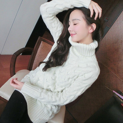 Rózsaszín-fehér női pulóver magas gallérral