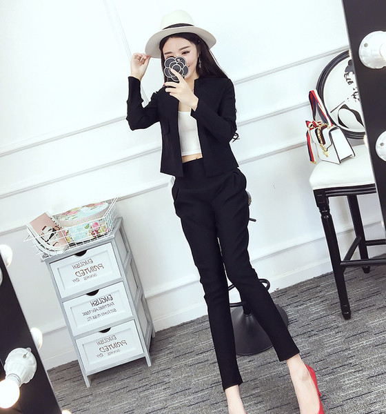 Stílusos női szett - kabát és nadrág