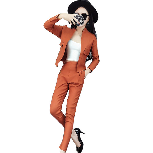 Stílusos női szett - kabát és nadrág