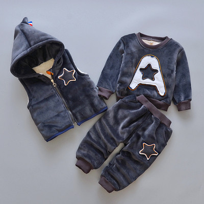 Modern háromrészes gyerekkészlet lányoknak és fiúknak több színben - két modell