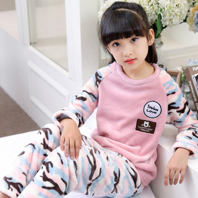 Ζεστή και απαλή παιδική  πιτζάμες  σε διάφορα μοντέλα κατάλληλα για αγόρια και κορίτσια