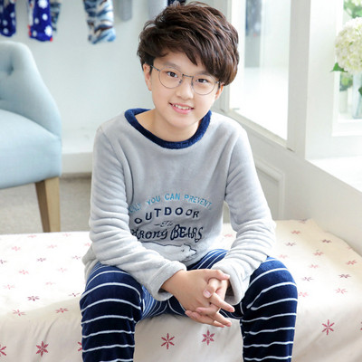 Ζεστή και απαλή παιδική  πιτζάμες  σε διάφορα μοντέλα κατάλληλα για αγόρια και κορίτσια