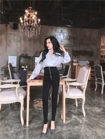 Női elegáns szett - blúz és magas derekú nadrág