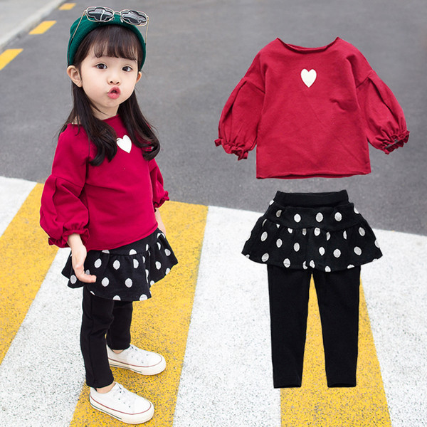 Set pentru copii modern pentru fete din două părți - bluză cu aplicație și jambiere cu fustă