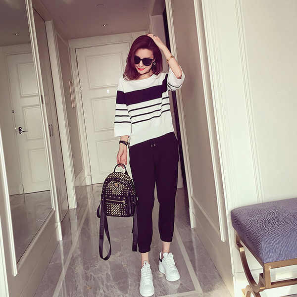 Női alkalmi szett - blúz és nadrág