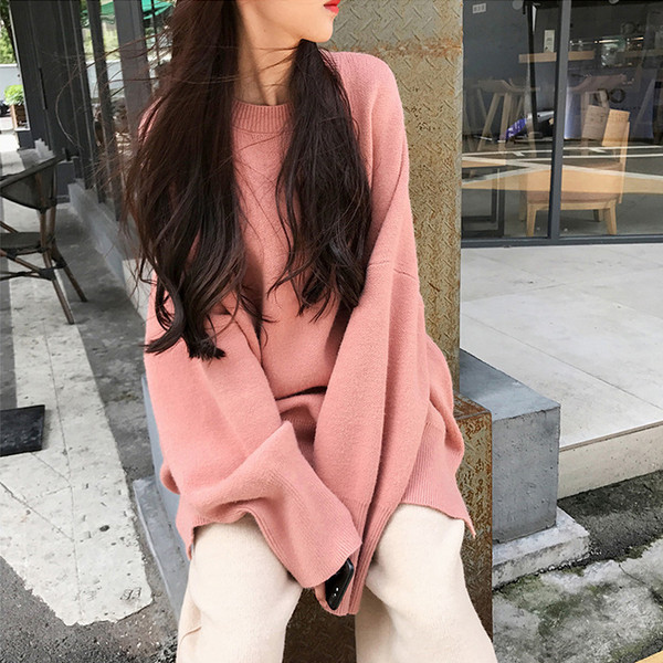 Pulover și pantaloni largi de damă 7/8 de culoare deschisă