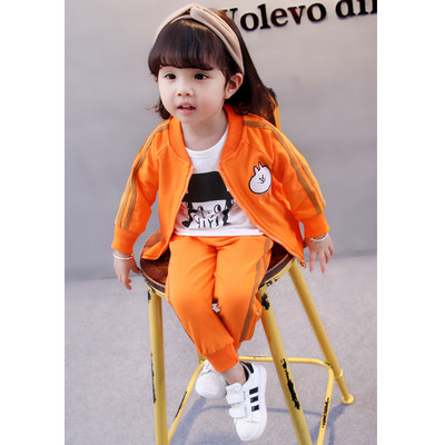 Παιδικό αθλητικό σετ για κορίτσια με κεντήματα σε τρία χρώματα