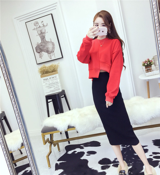 Set dama - bluza in doua culori si fusta neagra