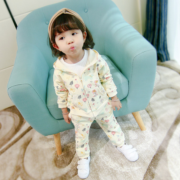 Set copii pentru fete in culori vii cu motive florale