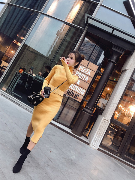 Μοντέρνο γυναικείο φόρεμα για το χειμώνα με ψηλό γιακά και σχισμή σε τρία χρώματα