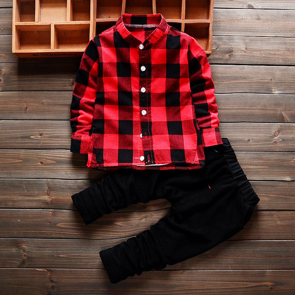 Set modern pentru copii din doua piese pentru baieti in doua culori