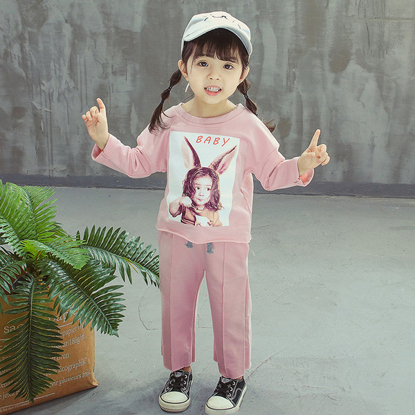 Kétszínű nyomattal ellátott, napi gyerekkészlet