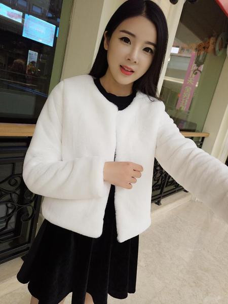 Pehelyszínes női kabát különböző színekben