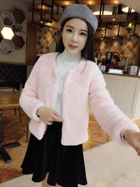 Pehelyszínes női kabát különböző színekben