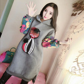 Γυναικείο  casual  φόρεμα με κουκούλα και ένα στοιχείο 3D