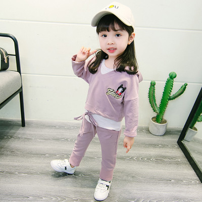 Παιδικό αθλητικό σετ για κορίτσια με κεντήματα σε τρία χρώματα