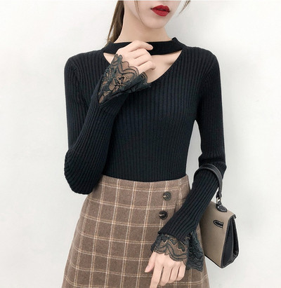 Μοντέρνα γυναικεία  μπλούζα με ντεκολτέ σε σχήμα V και δαντέλα στα μανίκια σε διάφορα χρώματα