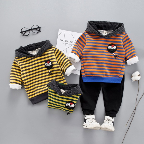 Set copii din doua piese pentru baieti in mai multe culori - doua modele