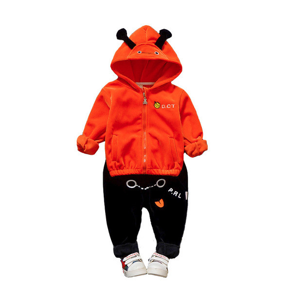 Set copii din doua piese cu elemente 3D pentru baieti si fete in patru culori