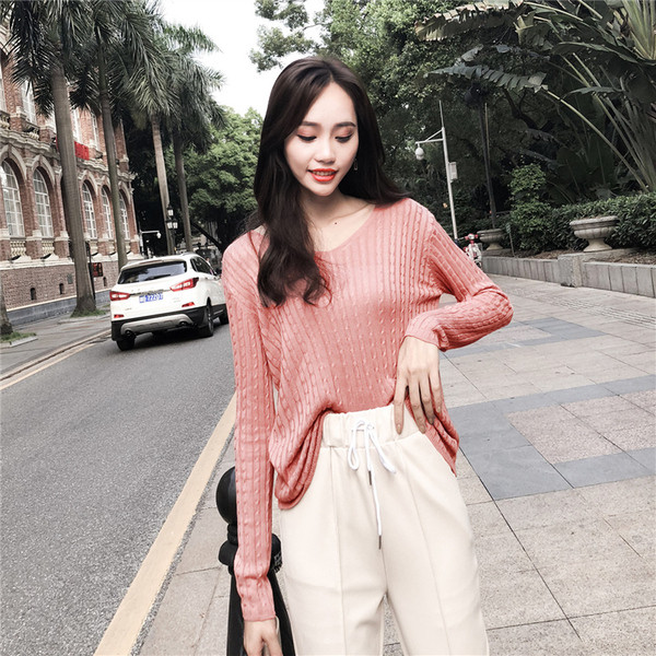 Bluză de damă elegantă cu decolteu în V în două culori