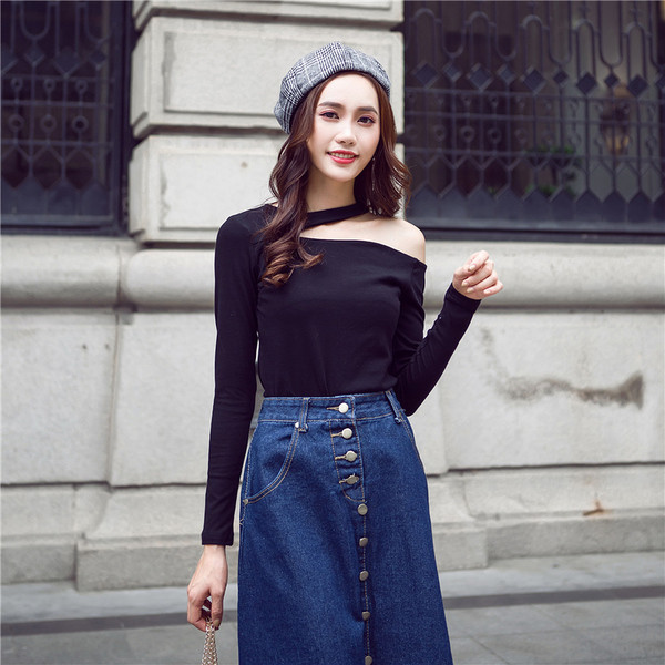 Modern női blúz fekete színben