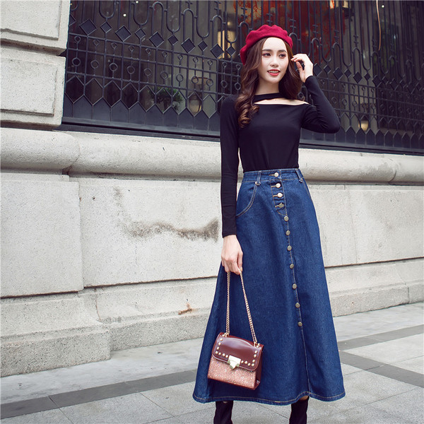 Modern női blúz fekete színben