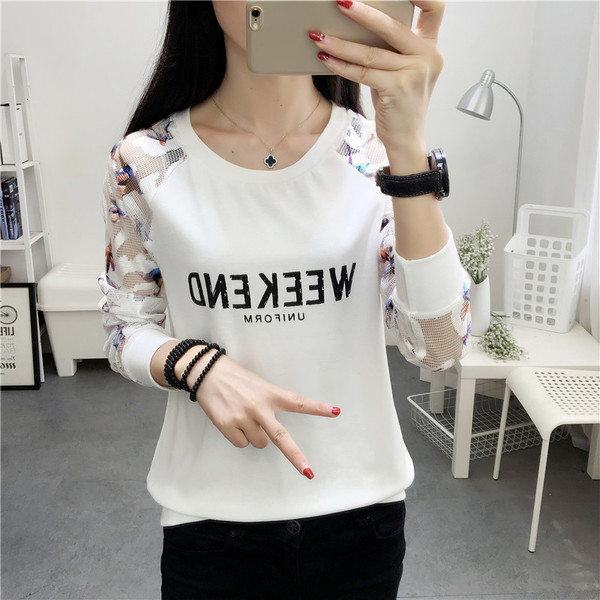 Κομψή γυναικεία μπλούζα με λαιμόκοψη