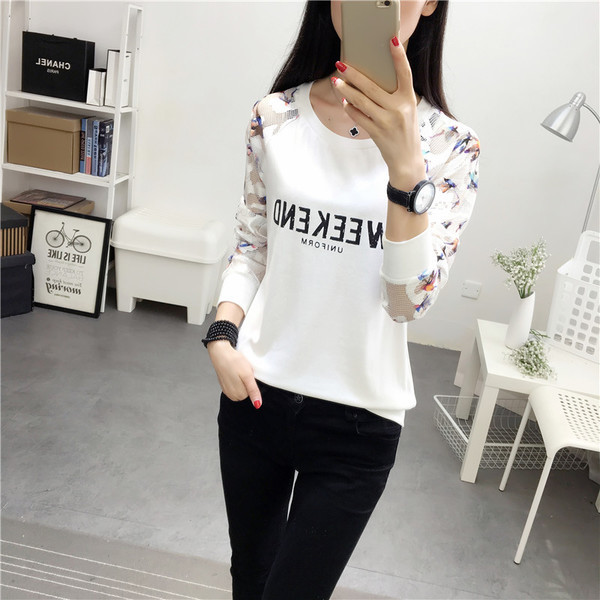 Κομψή γυναικεία μπλούζα με λαιμόκοψη