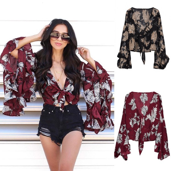 Stílusos női ing rövid modell mély V-nyakkal és lótusz ujjal, két színben