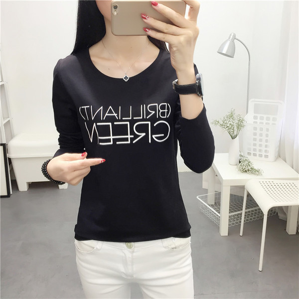 Fekete színű női alkalmi blúz felirattal