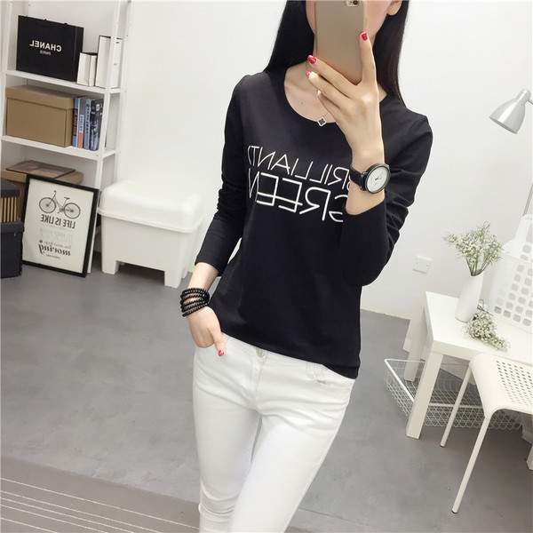 Fekete színű női alkalmi blúz felirattal