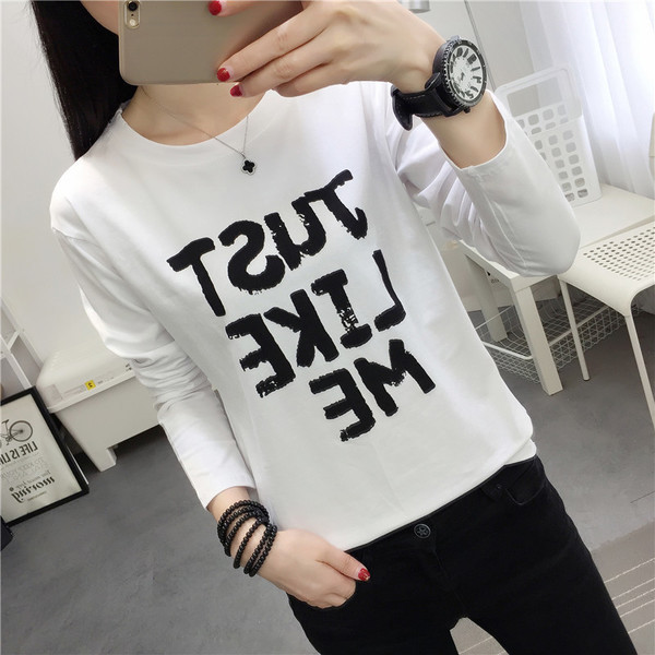 Bluză de damă albă cu inscripție